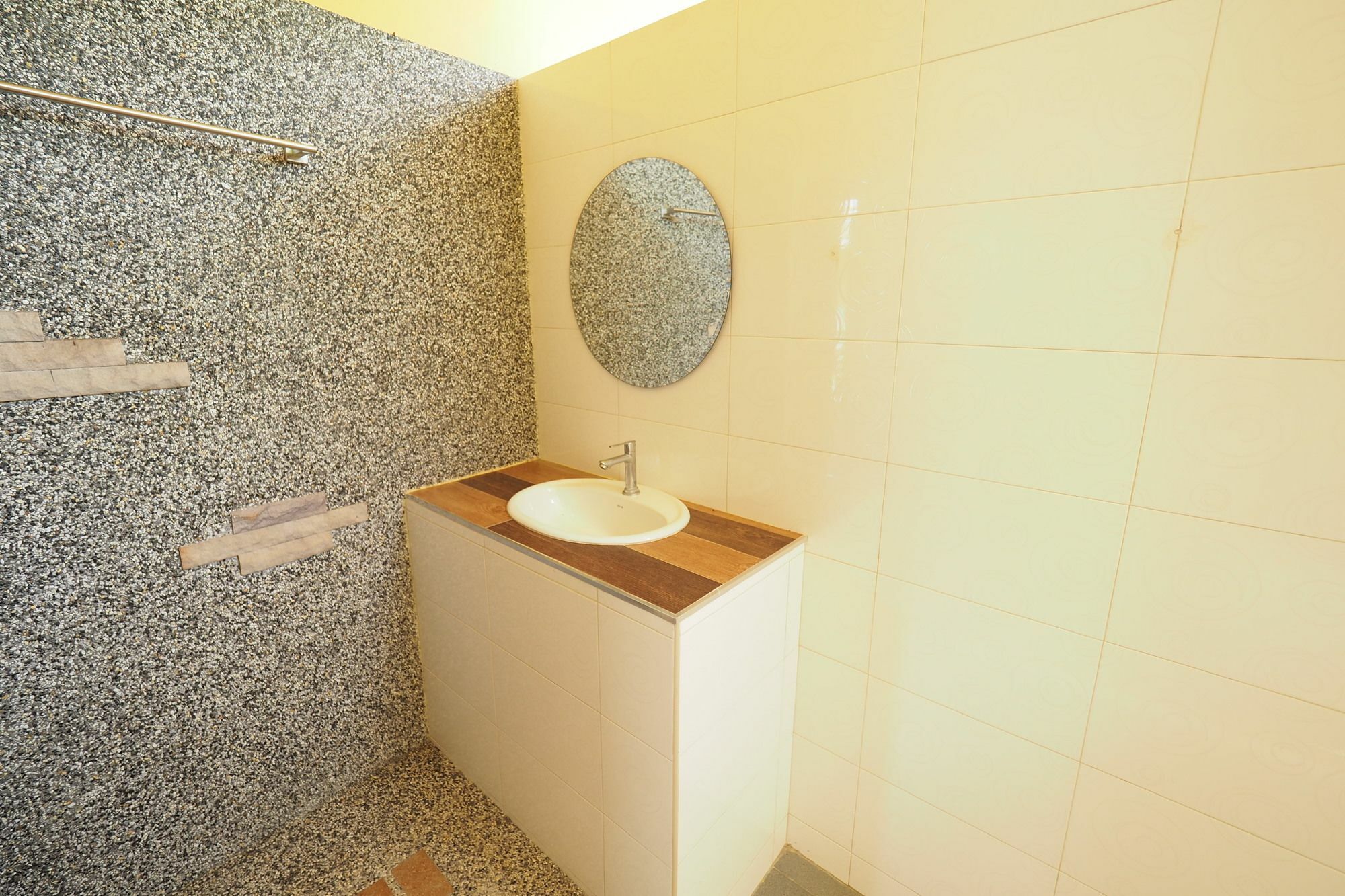 N.T. Home Ban Thung  Exteriör bild