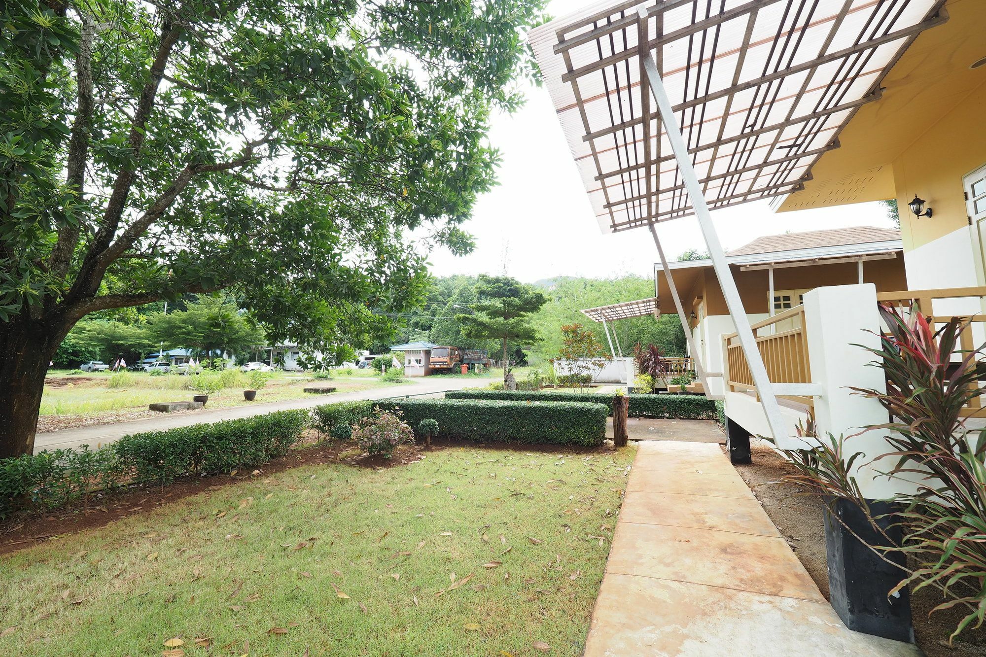 N.T. Home Ban Thung  Exteriör bild