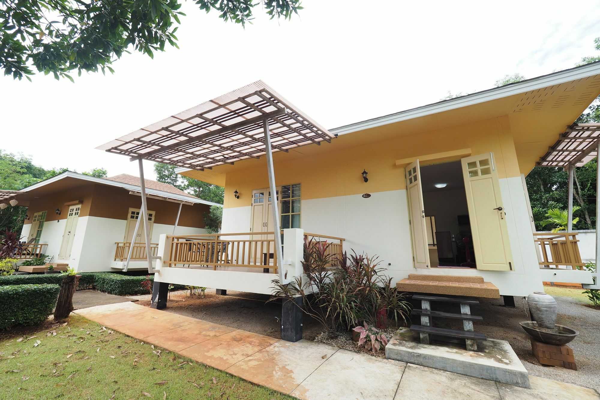 N.T. Home Ban Thung  Exteriör bild